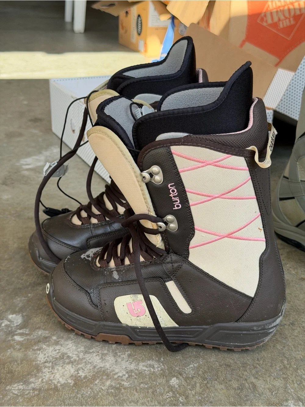 Burton Beige and Brown Women's Snowboard Boots with Pink Accent Size 7